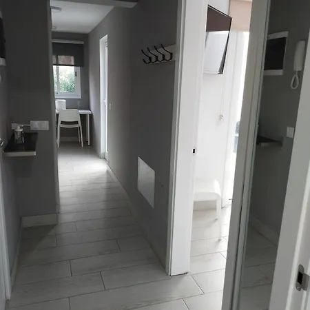 Open-atico Apartment